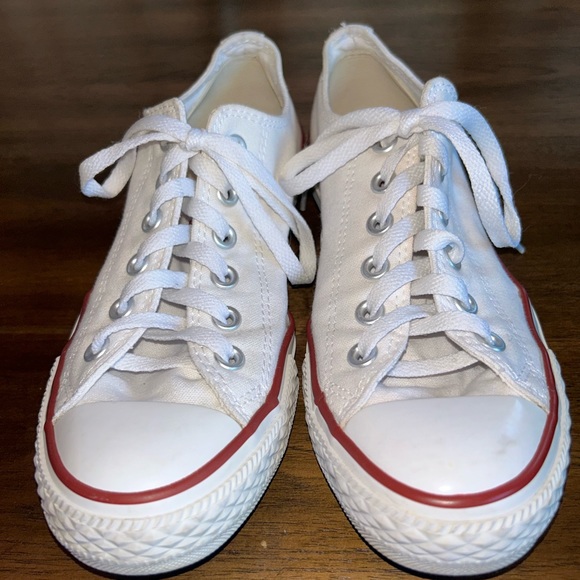 Converse Shoes - Converse Tennis Shoes Size Mens 5.5/ Womens 7.5